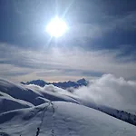 Rustica Inden, Leukerbad Bed & Breakfast