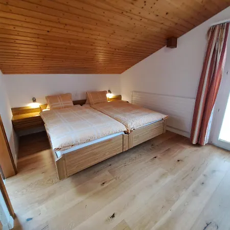 فندق مبيت وإفطار Rustica Inden, Leukerbad