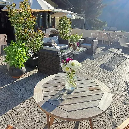 Rustica Inden, Leukerbad ベッド・アンド・ブレックファスト
