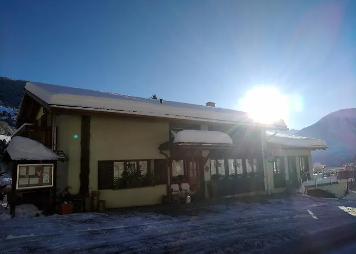 Rustica Inden, Leukerbad Bed & Breakfast